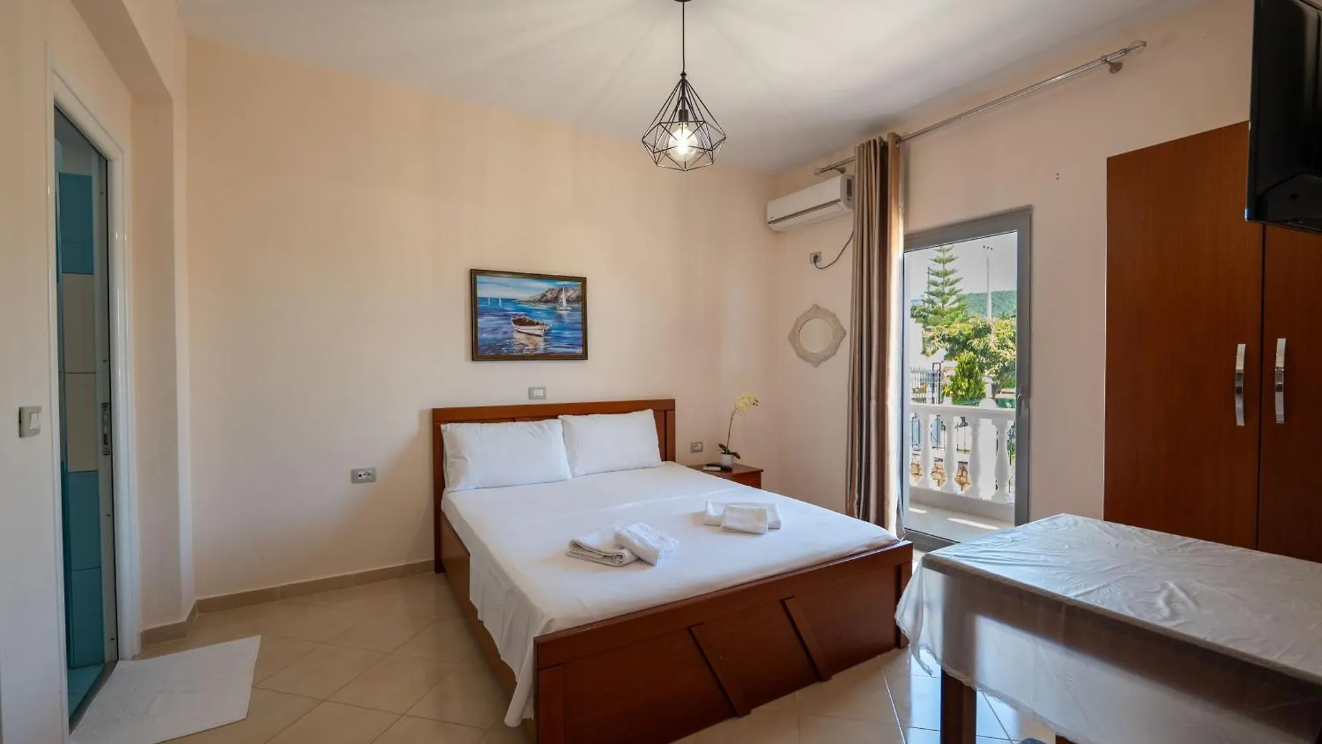 Villa Sunny Ksamil 0*,