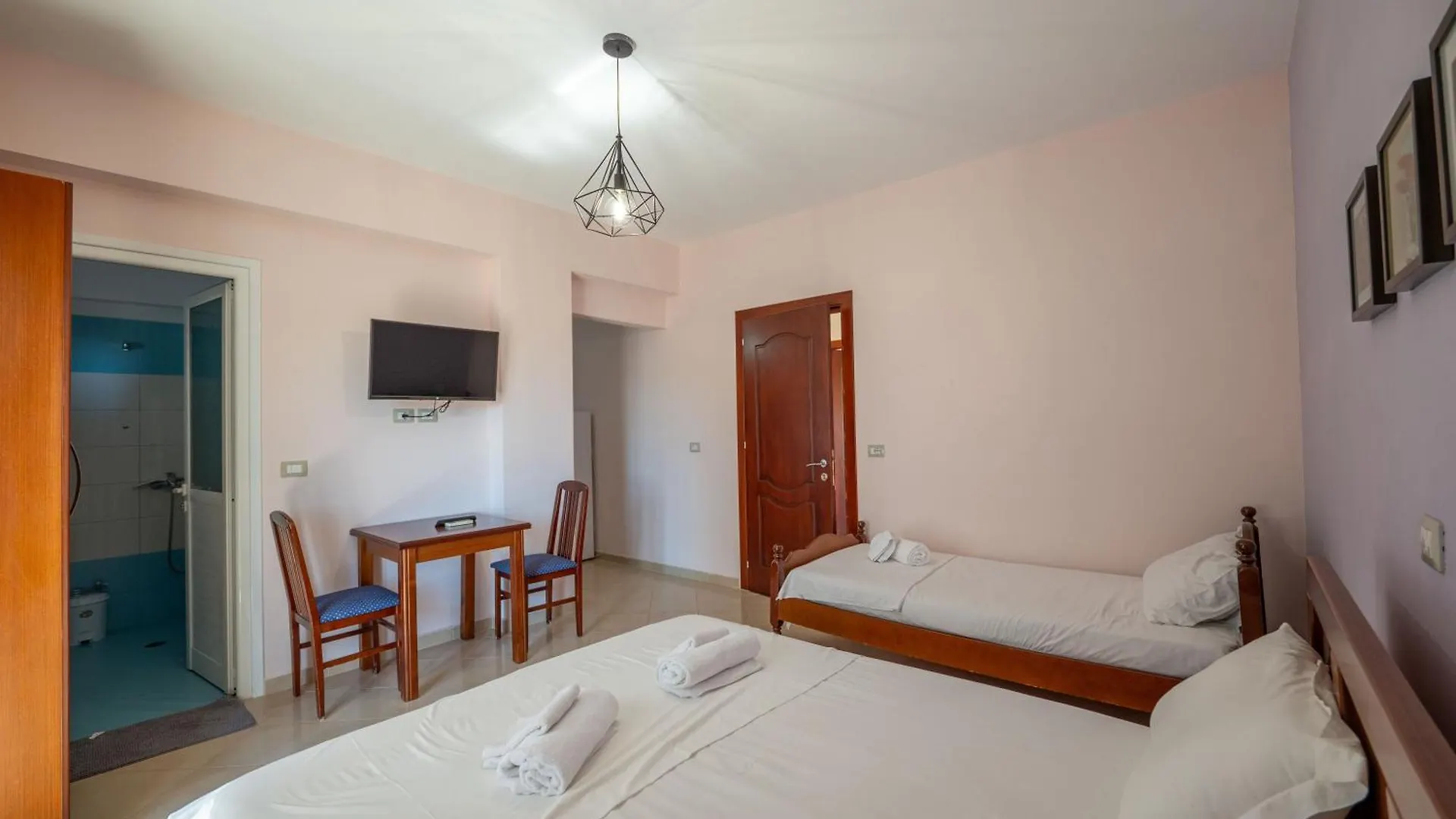 Villa Sunny קסאמיל אלבניה