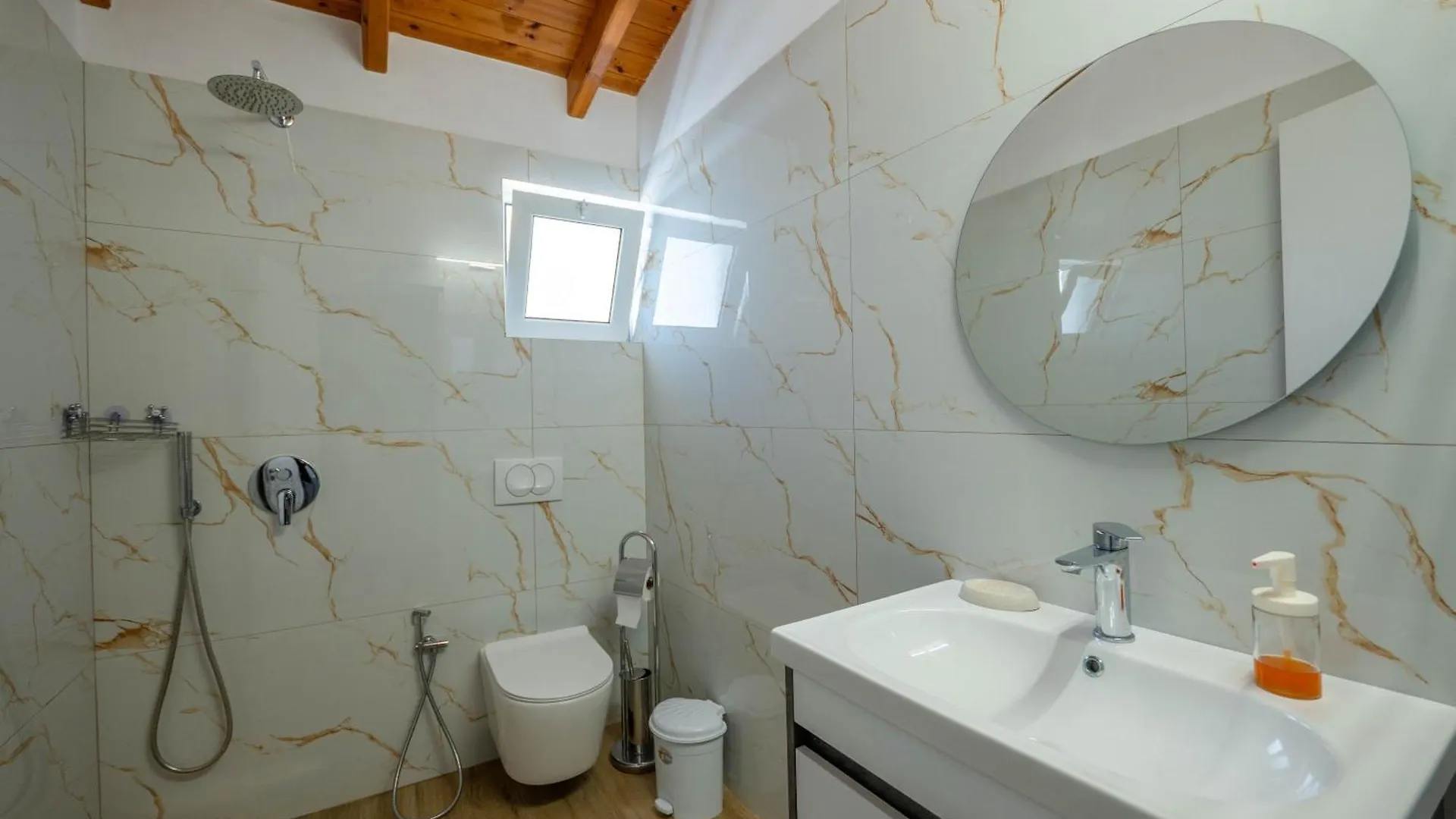 דירה Villa Sunny קסאמיל