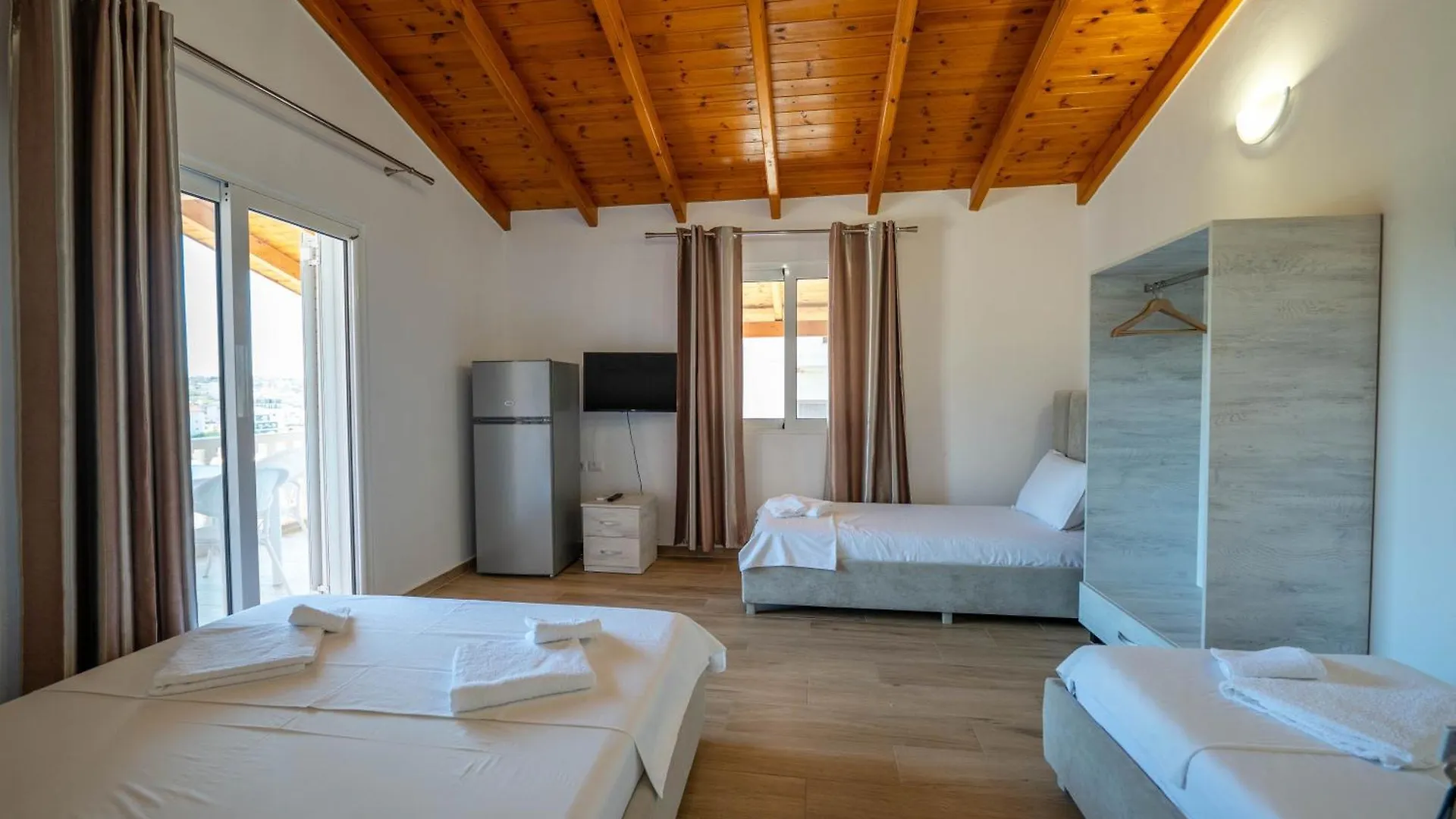Villa Sunny קסאמיל דירה